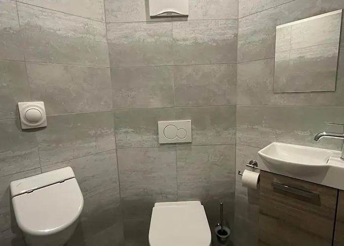 In Den Bergen * Stall